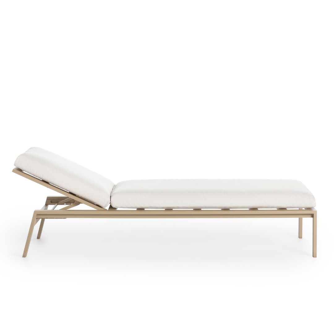 //mybleen.com/cdn/shopifycloud/storefront/assets/no-image-2048-a2addb12.gif