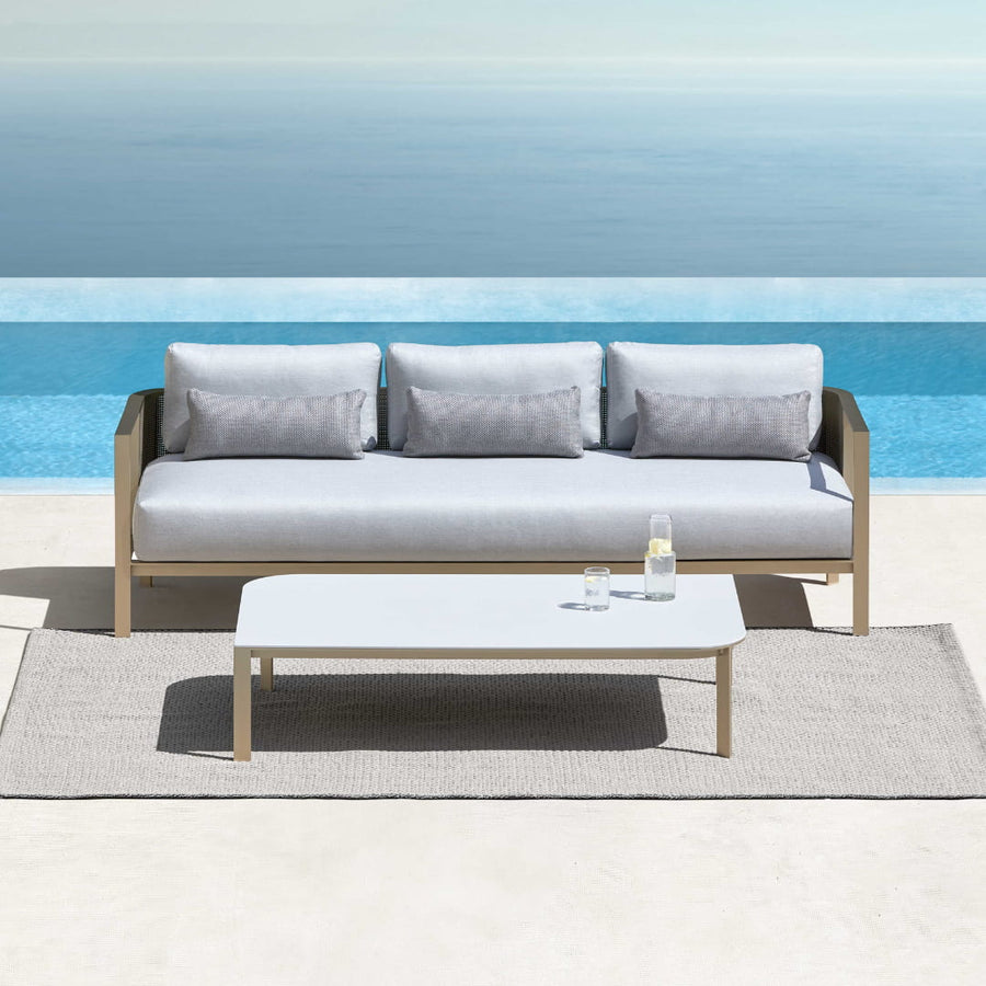 Canapé d’extérieur 3 places collection SOLANAS, design Daniel Germani