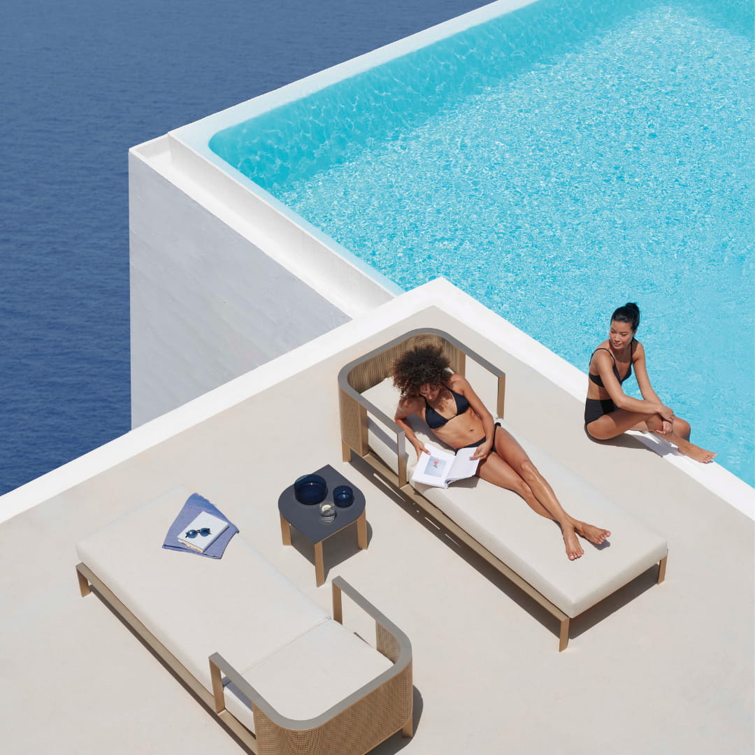 //mybleen.com/cdn/shopifycloud/storefront/assets/no-image-2048-a2addb12.gif