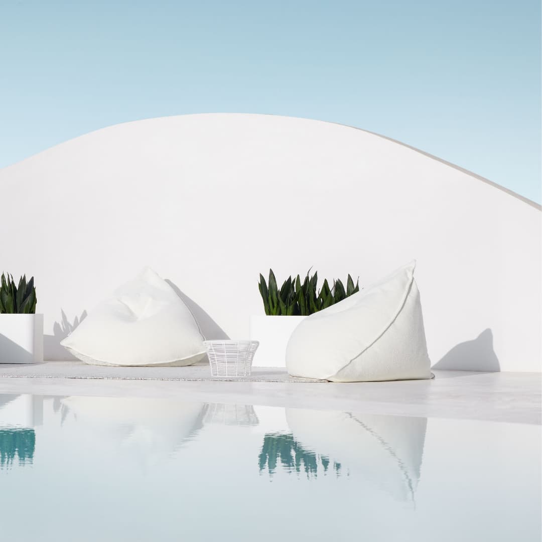 //mybleen.com/cdn/shopifycloud/storefront/assets/no-image-2048-a2addb12.gif
