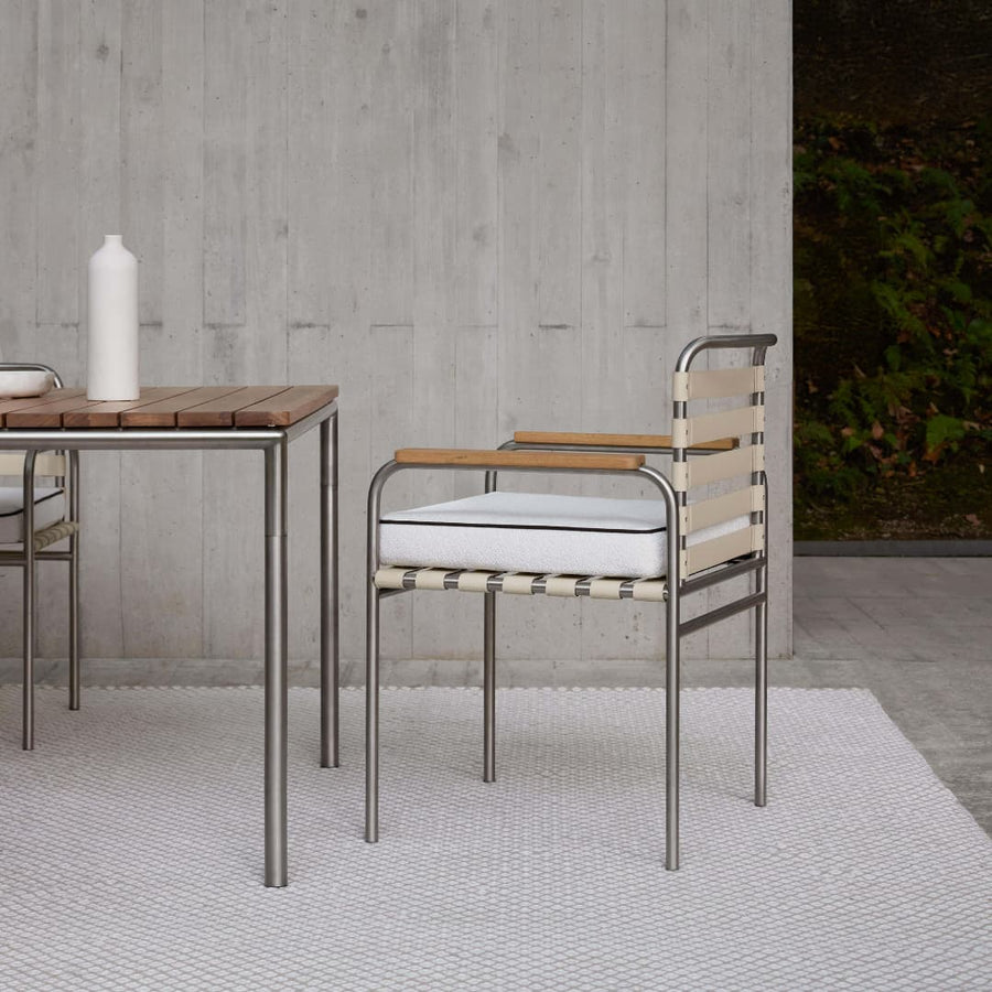 Chaise — ONSEN